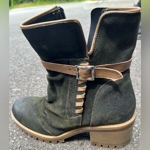 Miz Mooz MOSSY SUEDE GREEN  Combat Moto Boots with Chunky Heel NEVER WORN SZ 8.5